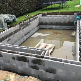 zwembad zelf bouwen